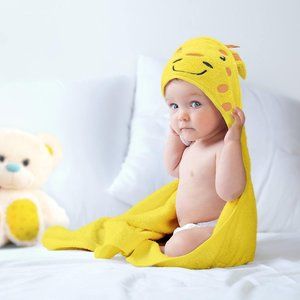 Newborn Yellow Cute Animated Thick Cotton Hooded Bath Towel for Babies 32 x 32
